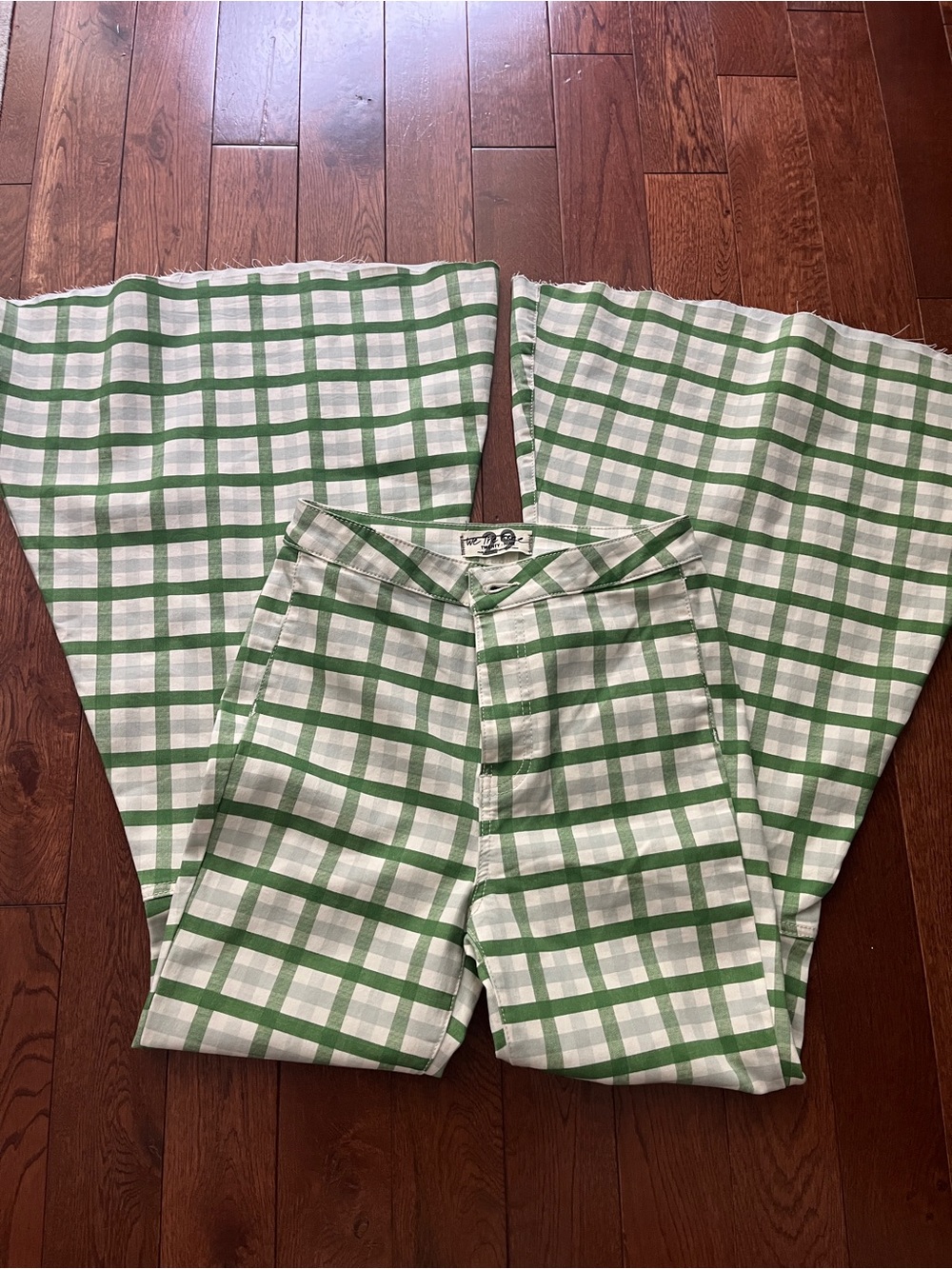 WE THE FREE Just Float On Green/White Plaid Wide-Leg Pants Raw Hem High Rise new